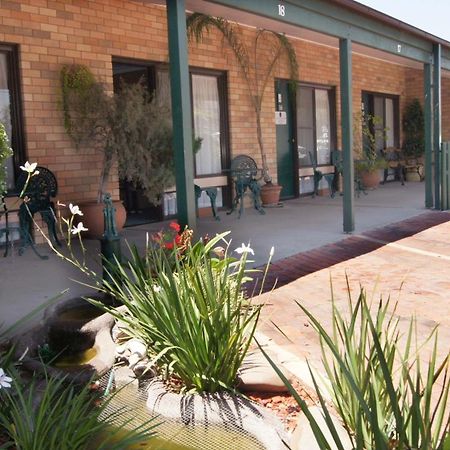 Ningana Motel Mudgee Exterior photo